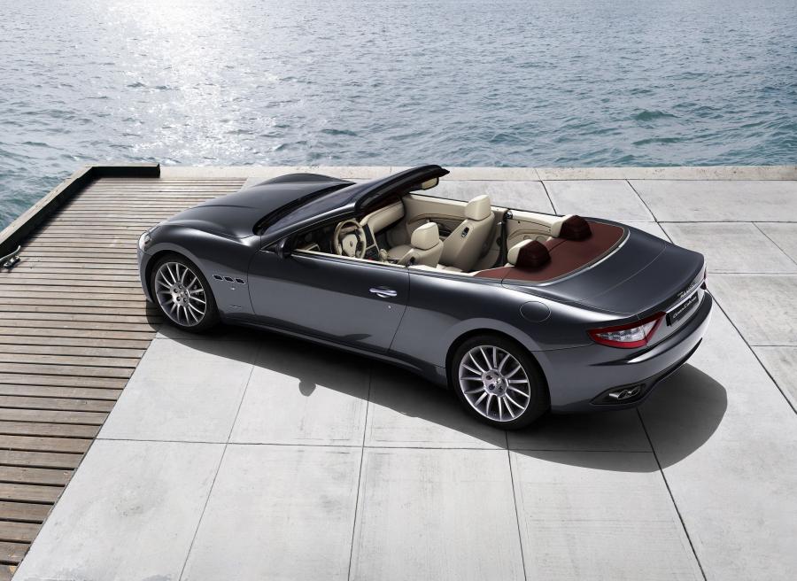  Maserati GranCabrio 2010 года  (фото 33 из 101)